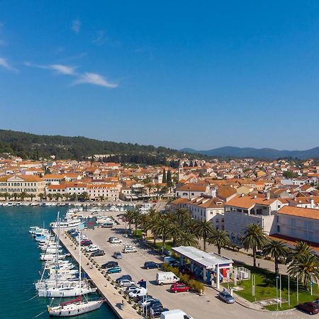 Beautiful Apartment In Vela Luka With Wifi Esterno foto