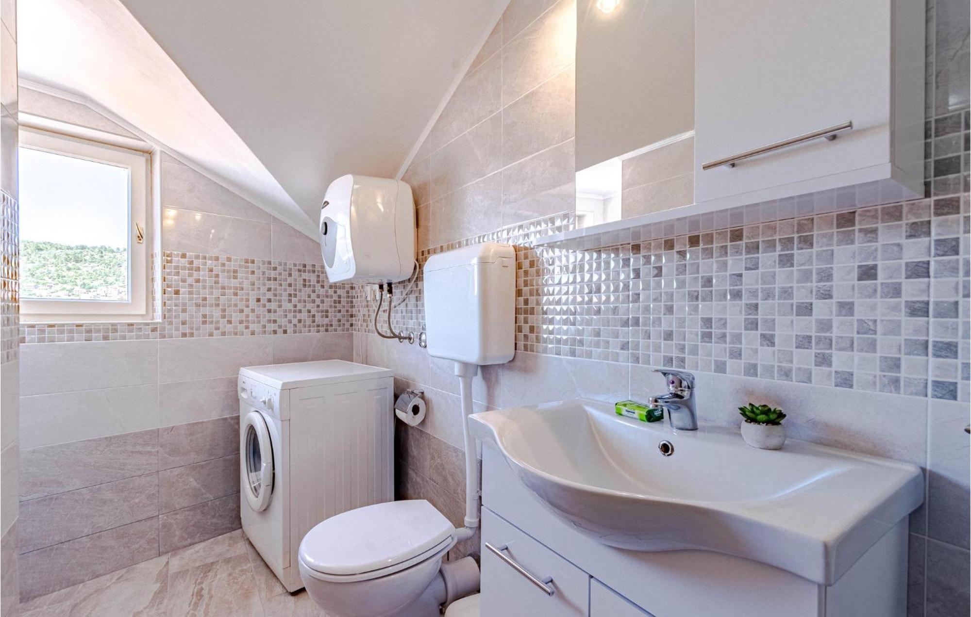 Beautiful Apartment In Vela Luka With Wifi Esterno foto